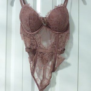 VICTORIA'S SECRET rosy pink "add 2 cups" lace lingerie teddy bodysuit